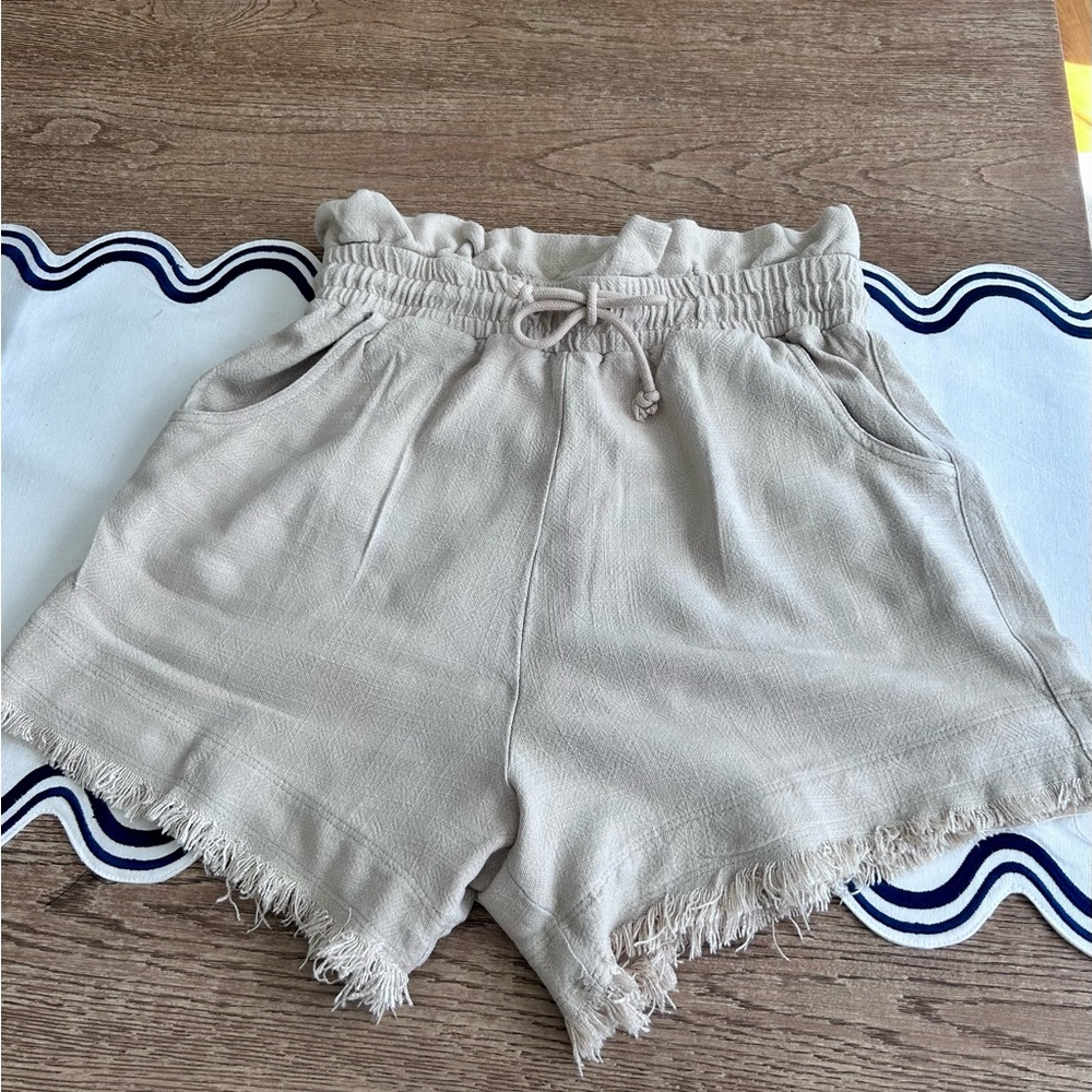 Women’s linen and viscose tan shorts with paper bag drawstring waist, Sz S